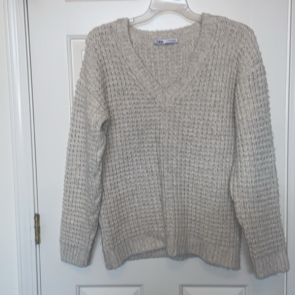 ZARA sweater size small - Picture 2 of 12